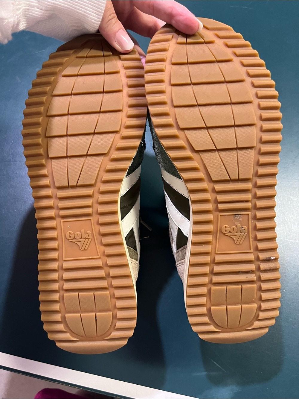 Gola Women’s Olive, Beige & Teal Retro Trainer Sneakers - Picture 11 of 14